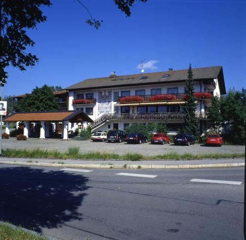 Hotel Negele Hohenfurch Exterior photo